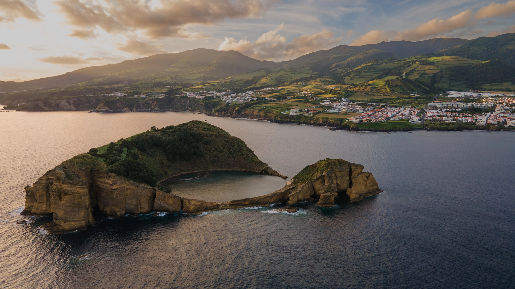 The Ultimate Guide to São Miguel Guided Tours
